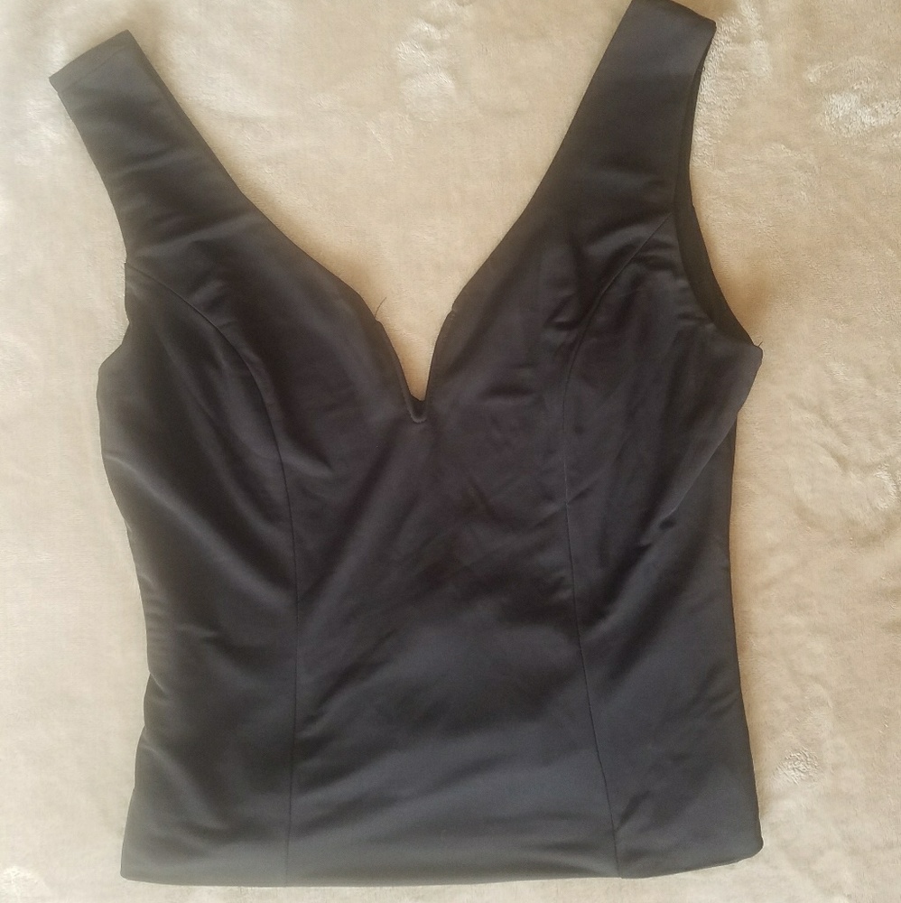 V neck tank